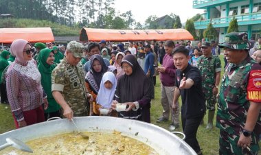 Kebersamaan TMMD Kebumen: Ribuan Warga dan TNI Gelar "Masak Besar" Penuh Makna